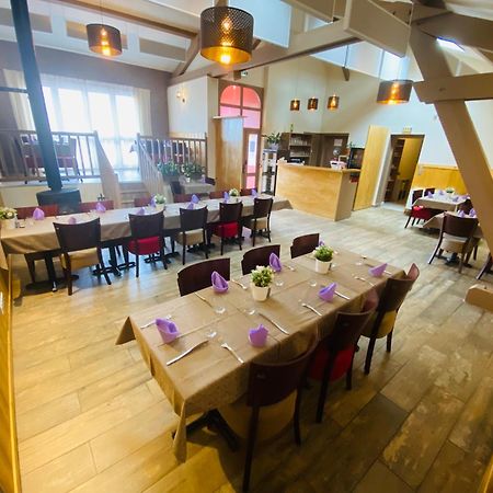 Bed and Breakfast Les Pierres Roses Coise Екстер'єр фото